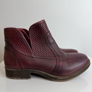 Roan Bed Stu Gossip Burgundy Leather Ankle Boot Bootie Women’s 7.5 Pull On